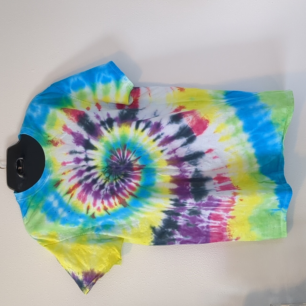 Tie dyed Glitter Djembe Drum Tshirt
